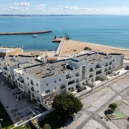 T2 With Unique Location Beachfront Apartman Lagos